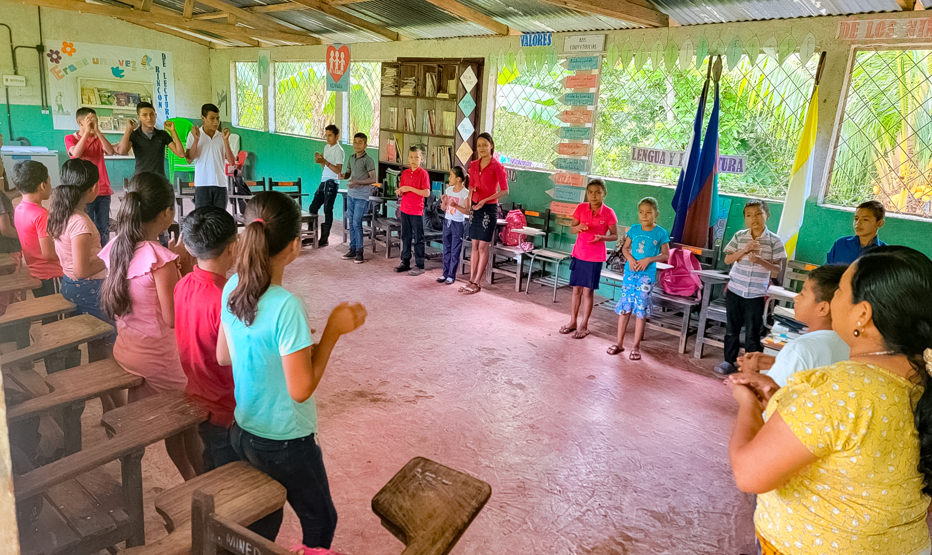 Fortalecimiento educativo en 36 centros educativos de la Región Atlántica Norte