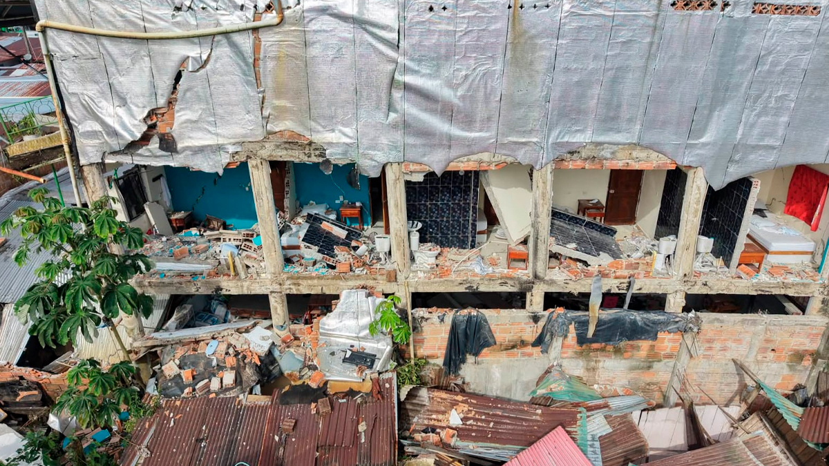 Conflictos olvidados Colombia. Vivienda destruida tras el terremoto