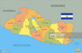 Mujeres y jóvenes defienden sus derechos y promueven la prevención de la violencia y la seguridad alimentaria en Sonsonate, El Salvador.