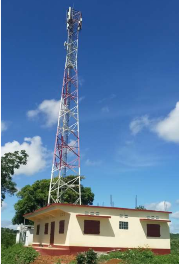 Antena para aumentar la cobertura radiofónica en Antsiranana Madagascar.