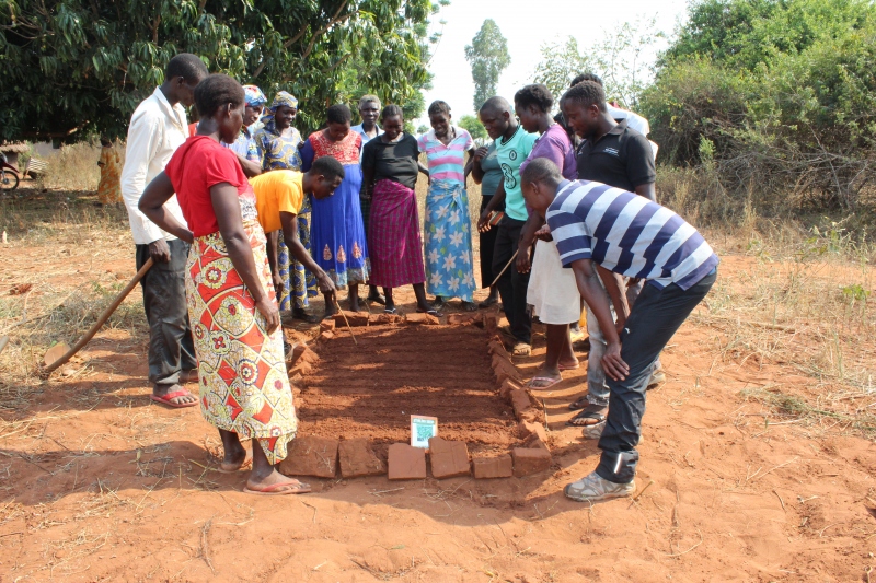 Mejora de la resiliencia de pequeñas/os agricultoras/es ante los efectos del cambio climático en Pakwach, Uganda – EFREC. Fotografía: Manos Unidas