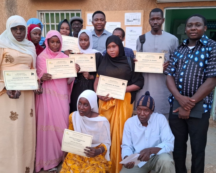 Proyecto Educativo África | ONG Mauritania | Reducir Brecha Digital en Rosso