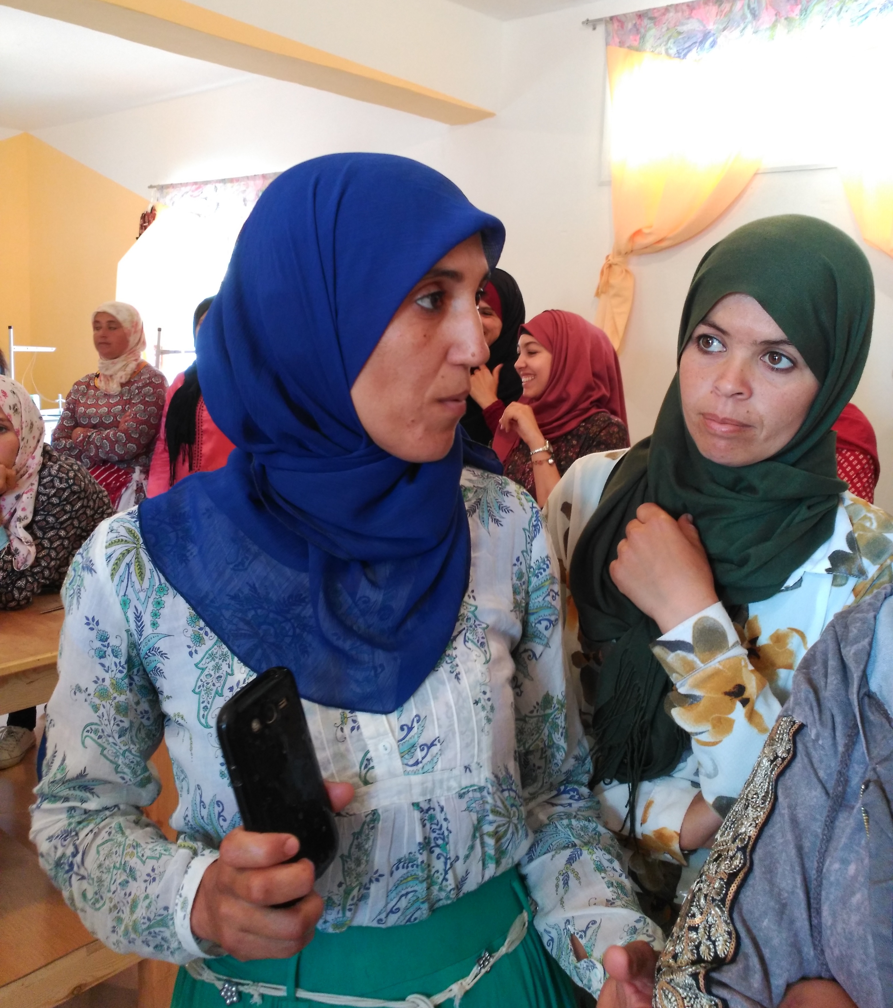 Formación y desarrollo socio-económico de la mujer joven vulnerable