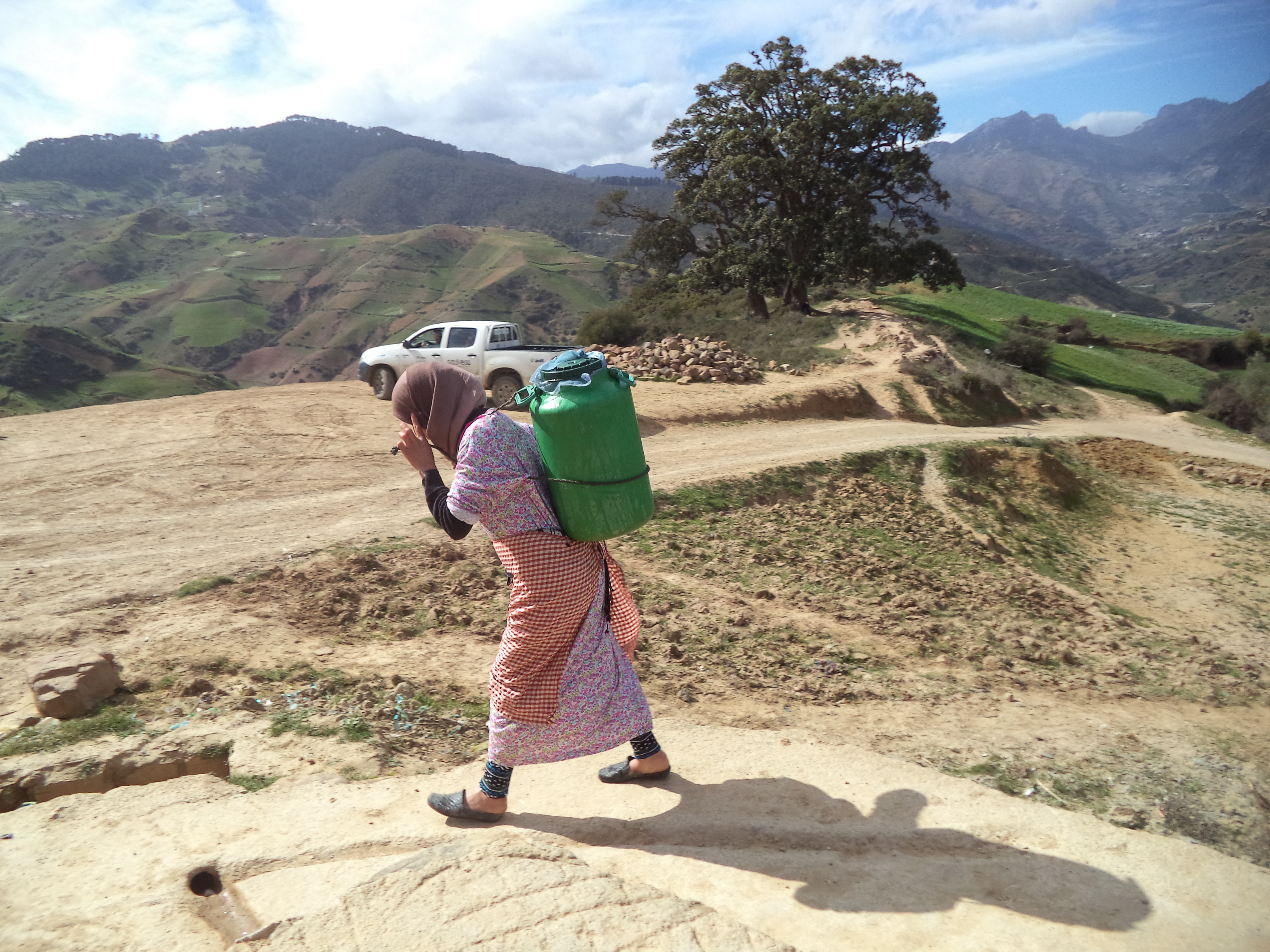 Acceso sostenible al agua potable y saneamiento básico