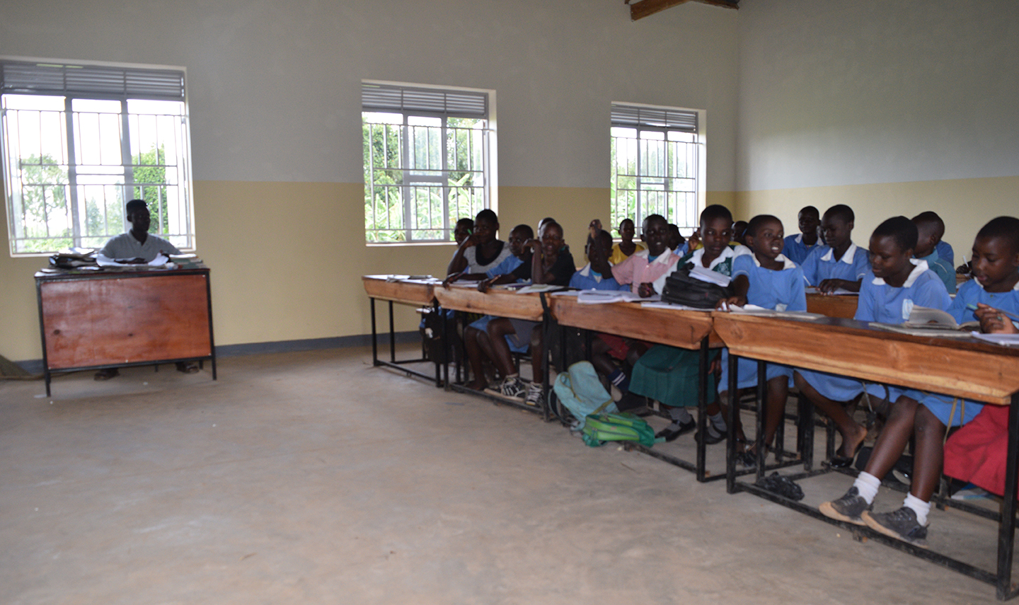 Proyecto Educación África | ONG Uganda | Mejora Educación Primaria