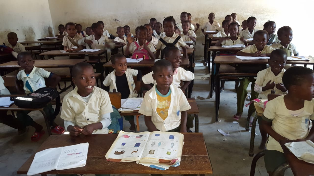 Proyecto Educativo África