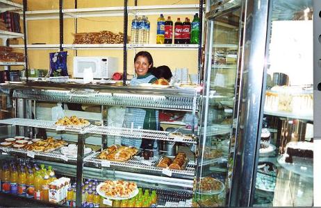 Panadería del Hogar del Buen Pastor, un hogar para niñas en Cuzco, Perú