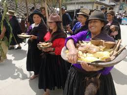Mujeres indígenes Saraguro.