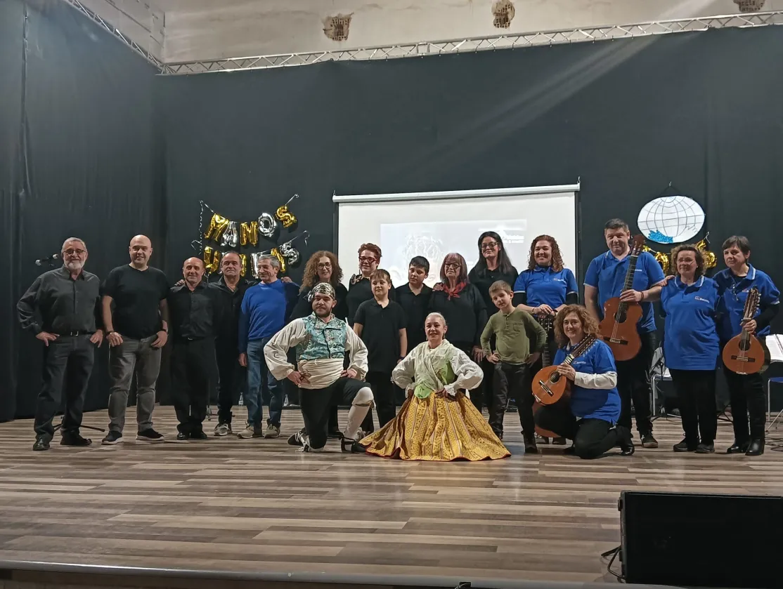Nueva generación de joteros solidarios a favor de Manos Unidas