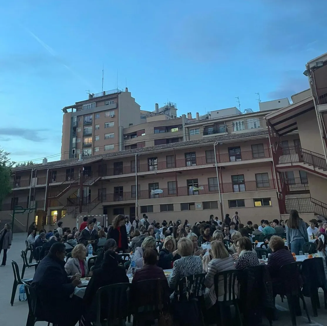 Cena del hambre en Alcoi Manos unidas Valencia