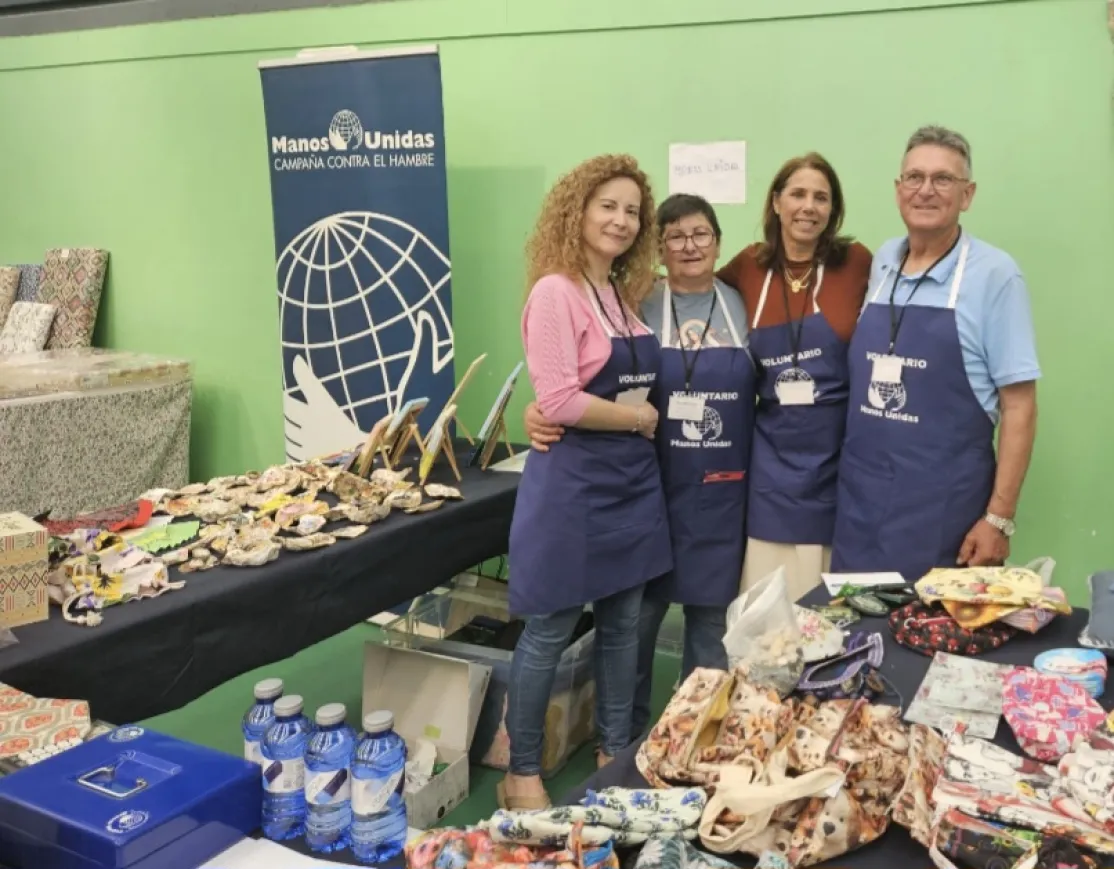 Stand solidario de la Comarcal de Valdoviño