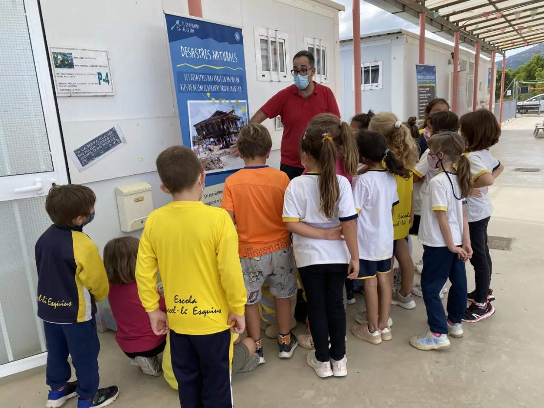 Exposición "El desafiament de la fam"