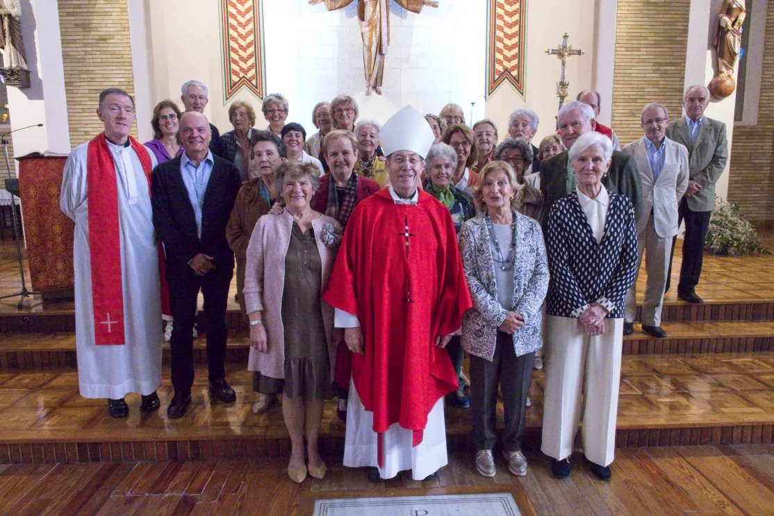 Inauguración del curso en Manos Unidas Pamplona con una misa presidida por D. Francisco Pérez