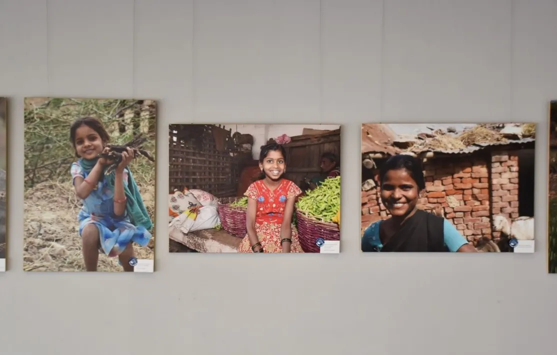 Exposición 24 horas en la vida de una mujer del siglo XXI en India, de Manos Unidas Valencia