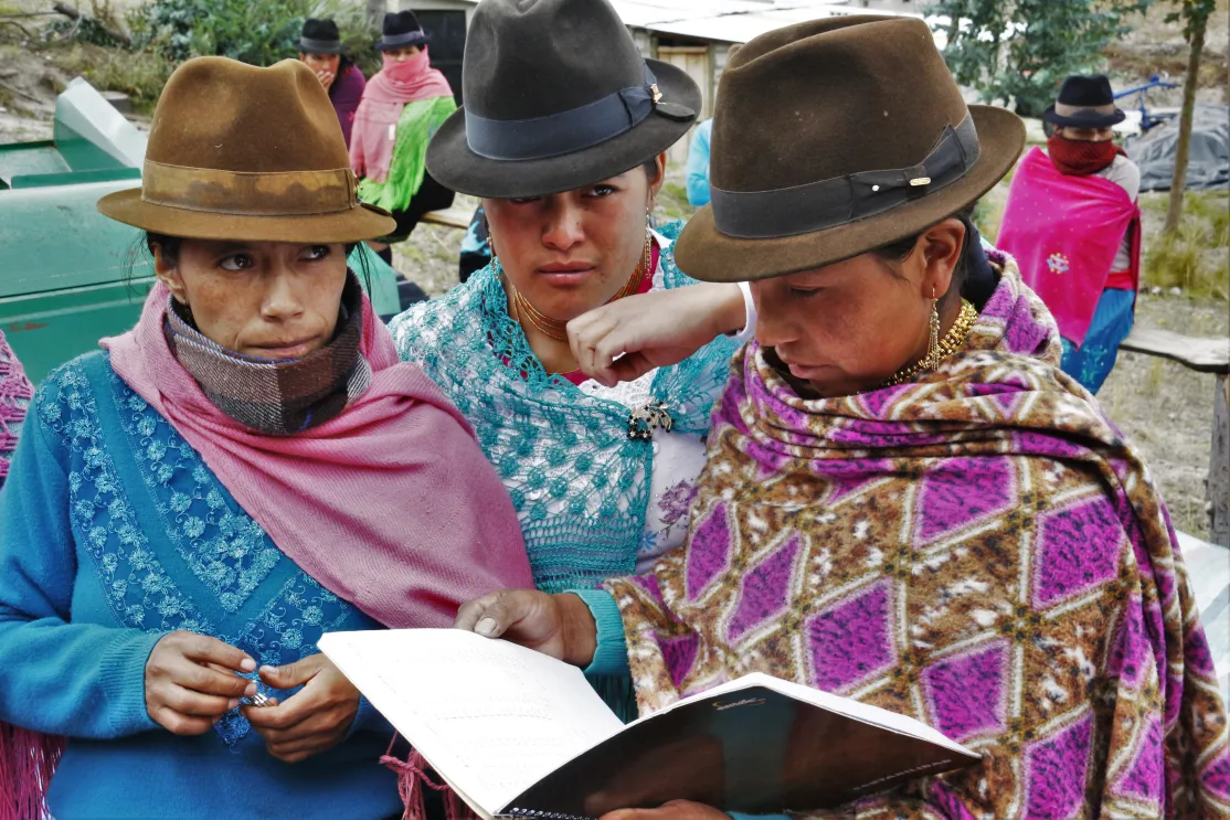 Pueblos Indígenas.Campesinas de la Parroquia Chugchilan/ Foto: Ana Pérez