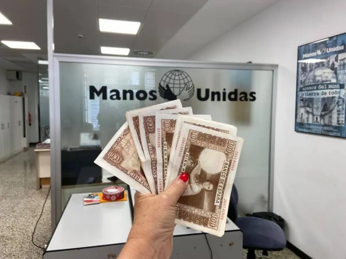 Manos Unidas Valencia recoge más de un millón de pesetas en la campaña "Tus pesetas pueden salvar vidas". 