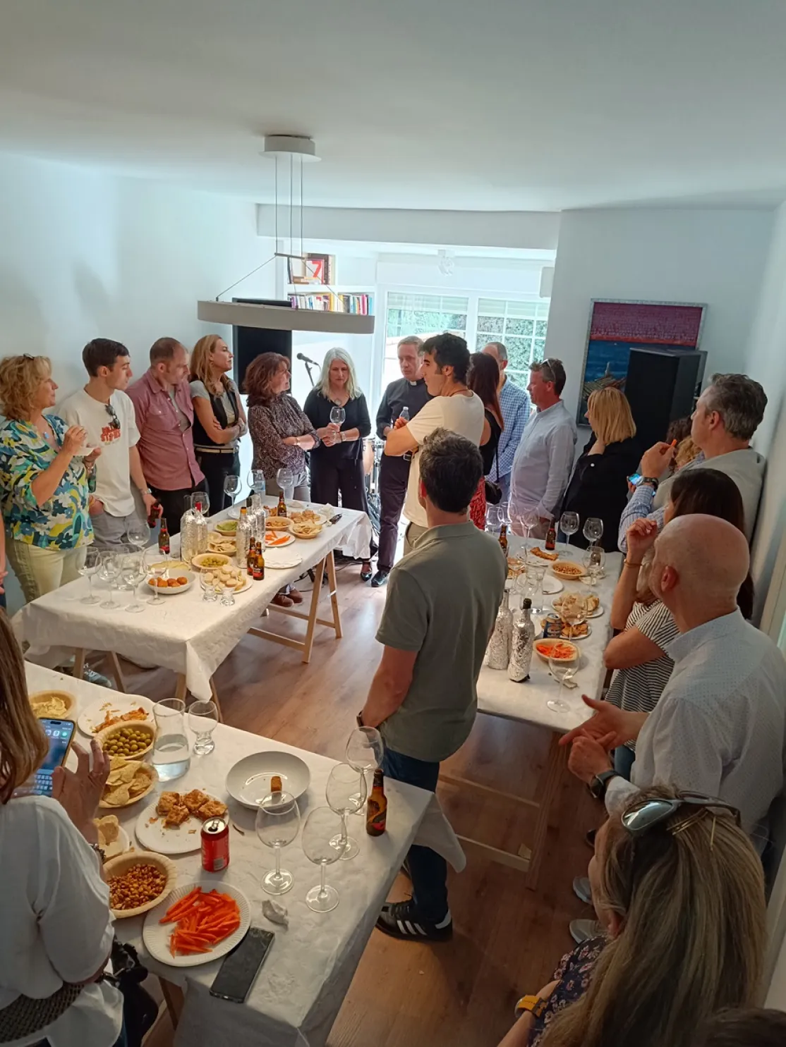 Cata de vinos en San Agustín de Guadalix a beneficio de Manos Unidas