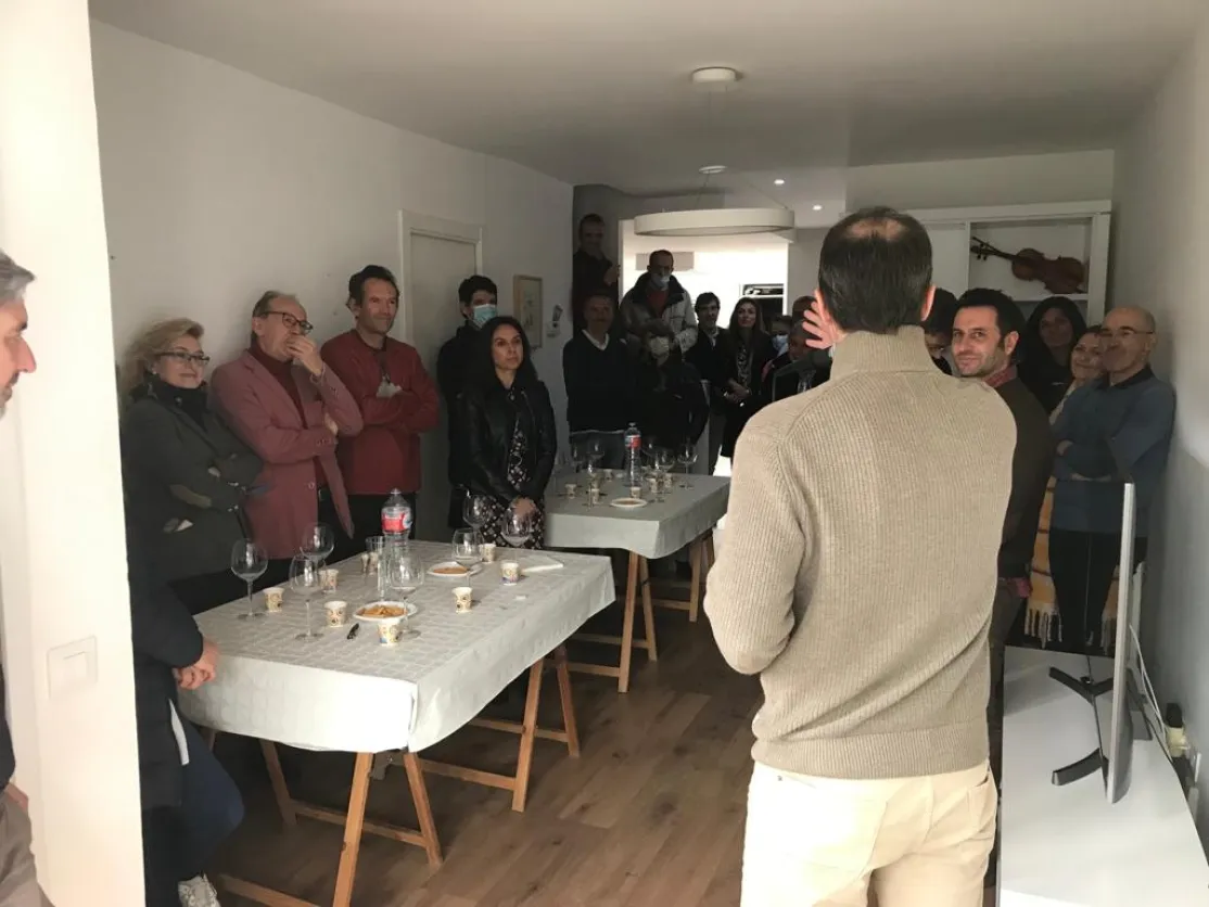 Cata de vinos en San Agustín de Guadalix a beneficio de Manos Unidas
