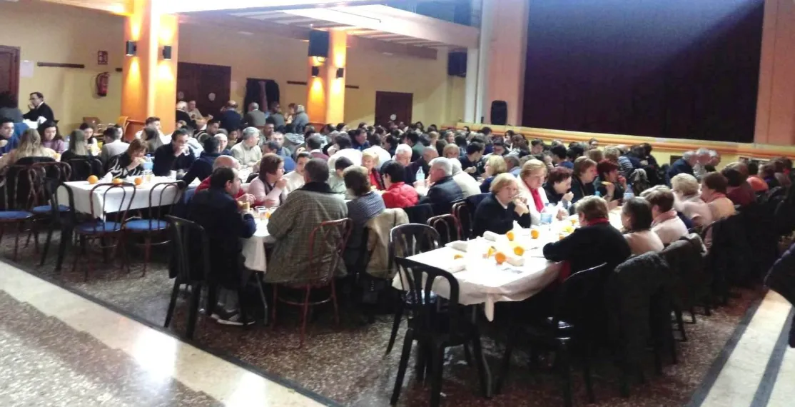 Cena del Hambre en la comarcal de Manos Unidas Valencia de Puzol.