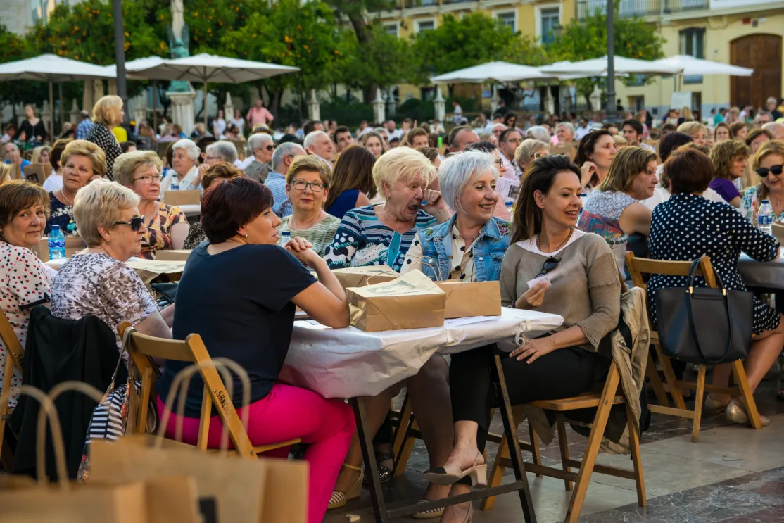 La Cena del Hambre es una cena solidaria que se solidariza con las personas que no pueden cenar.