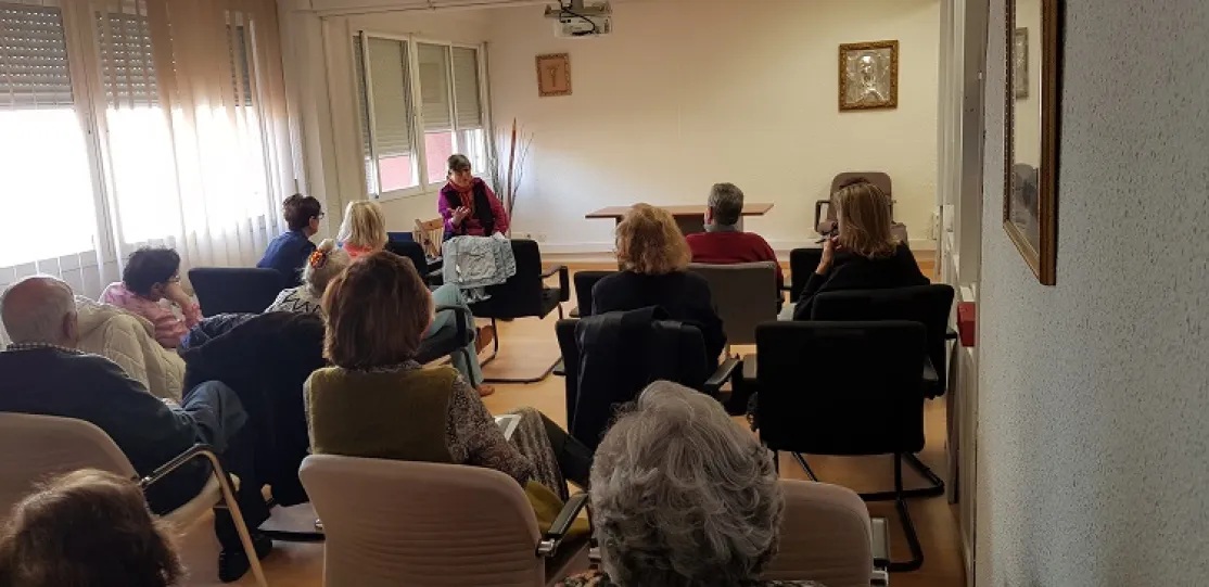 Charla de Pilar Gonzalez sobre el Congreso de Laicos 2020 en Manos Unidas Madrid