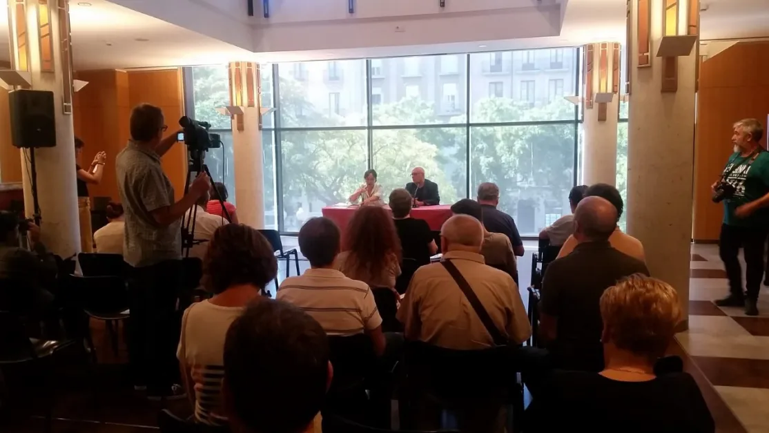 Begoña Floría presenta la rueda de prensa programación Teatros Tarragona