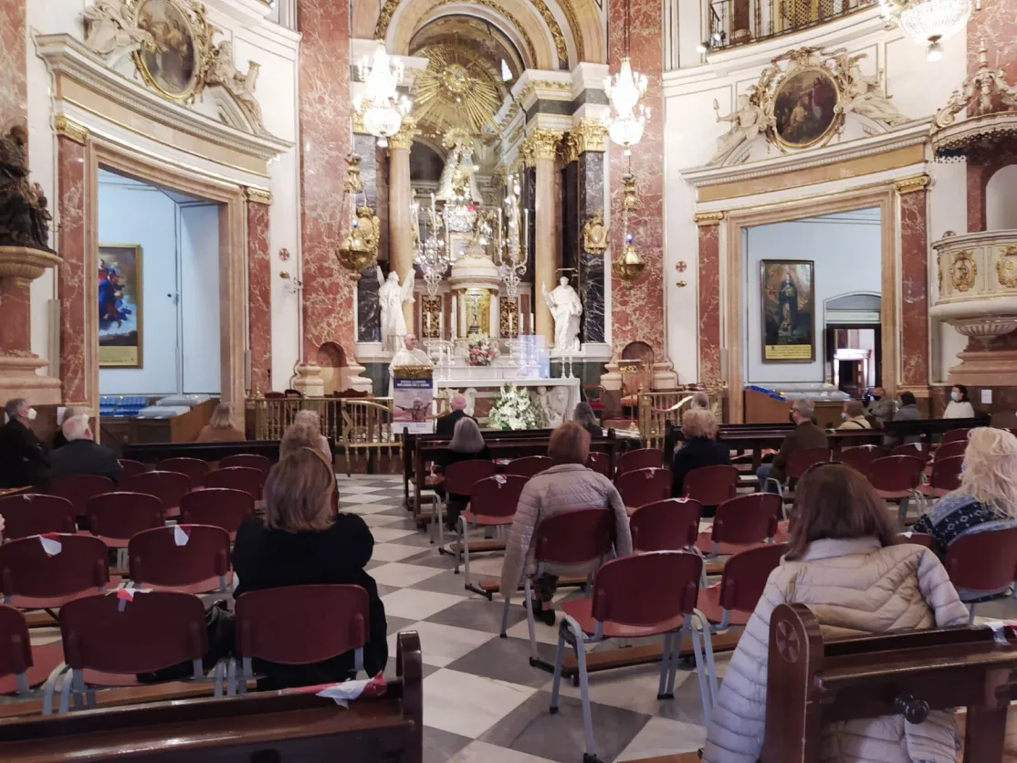 Misa en la Basílica de la Virgen delos Desamparados en el Día del Ayuno Voluntario. Manos Unidas Valencia