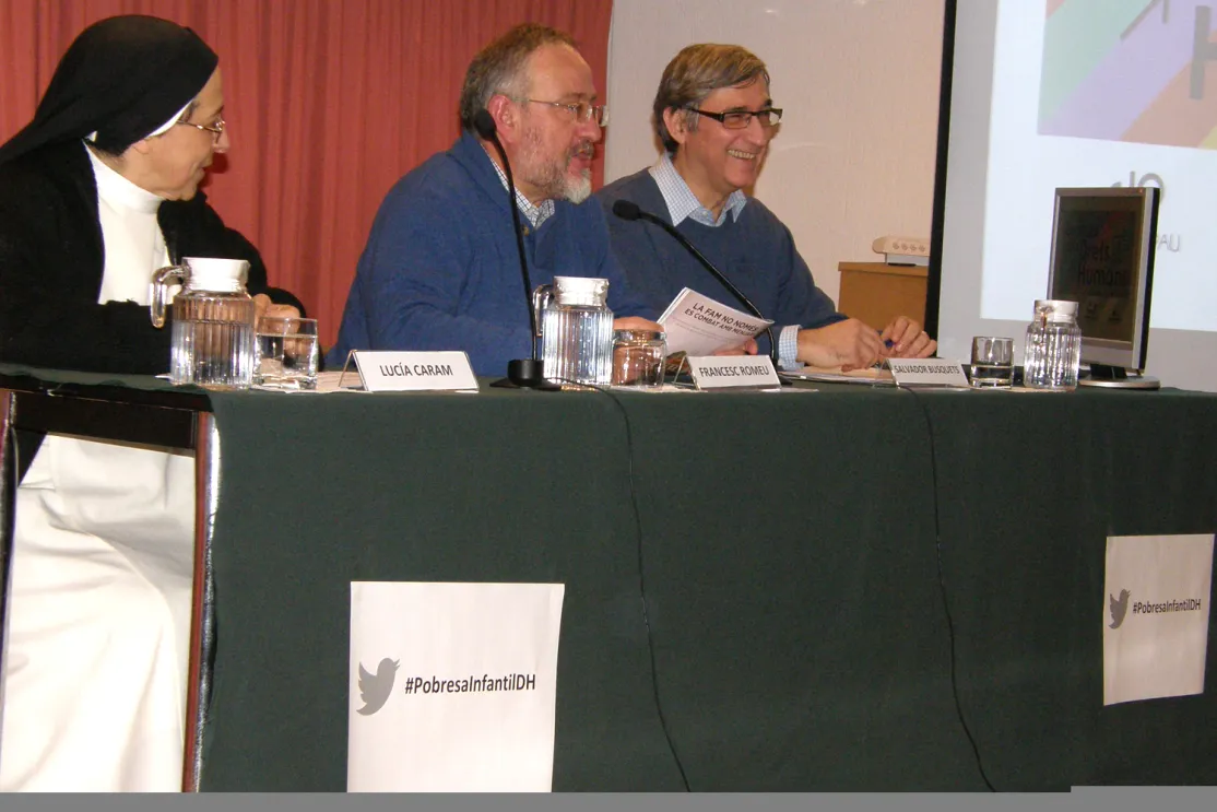 Lucía Caram y Salvador Busquets durante la charla de los DDHH