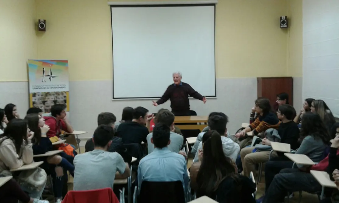 Charlas Mn. Josep Frigola en escuelas de Tarragona