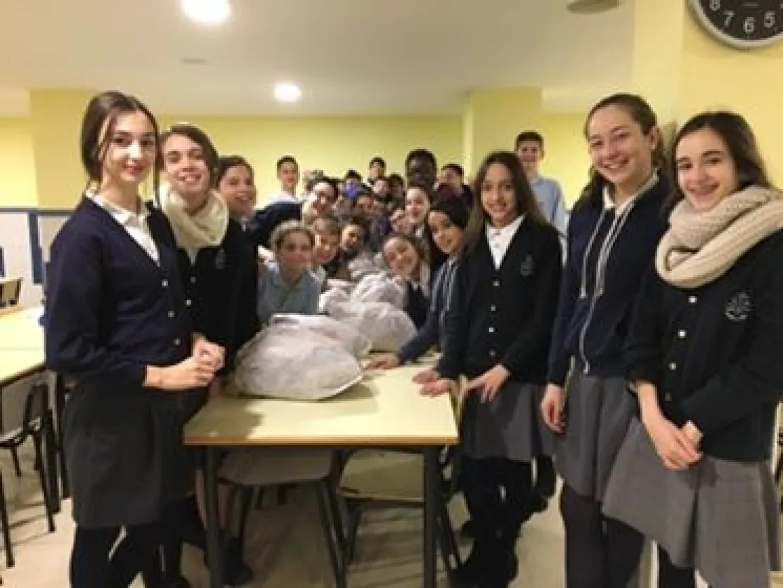 Desayuno solidario en Escuela Mare de Déu del Carme