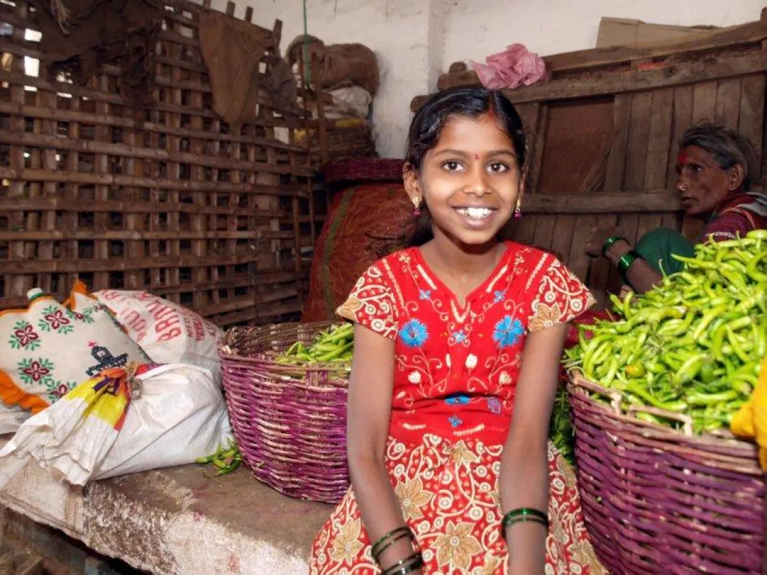 Exposición de fotografía "24 horas en la vida de una mujer en India", de Javier Cuadrado. En Manos Unidas Valencia
