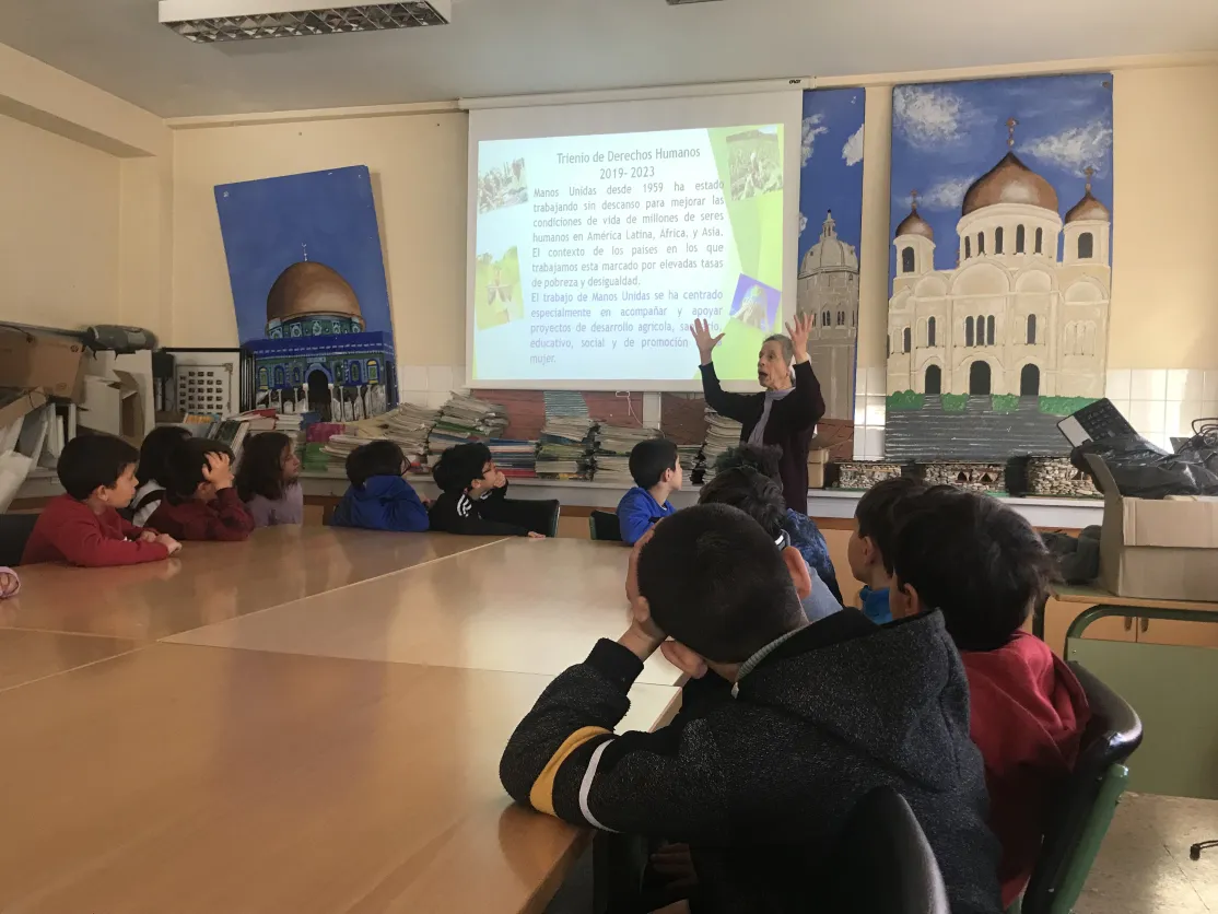 Alumnos de primaria CEIP San Pedro Apóstol.
