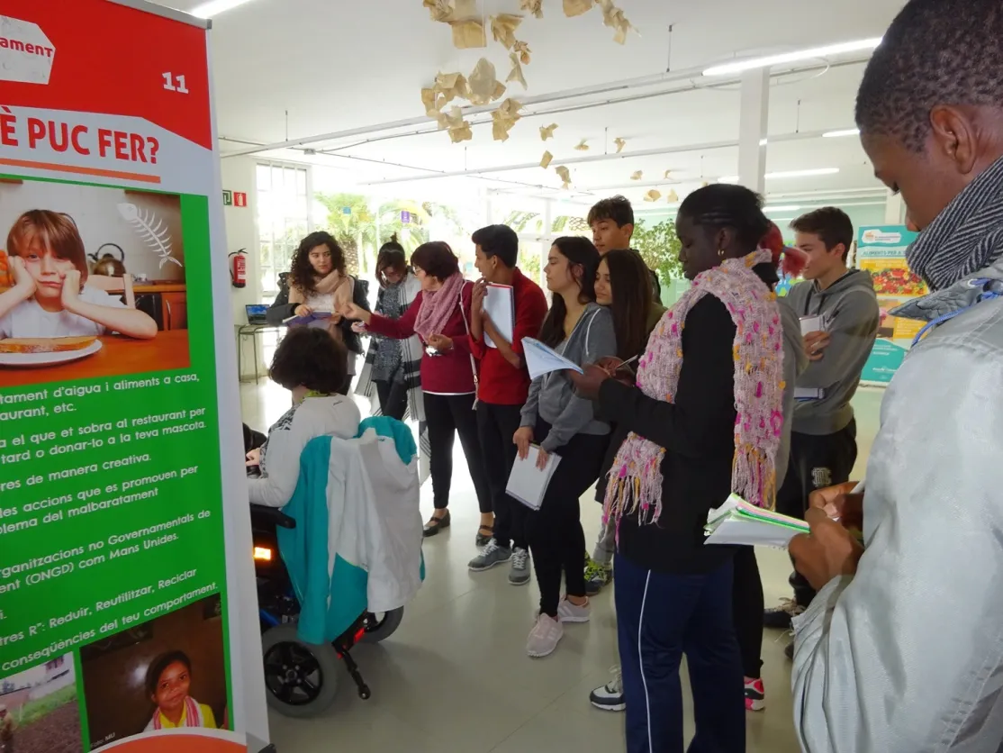 Exposición "El despilfarro alimentario"