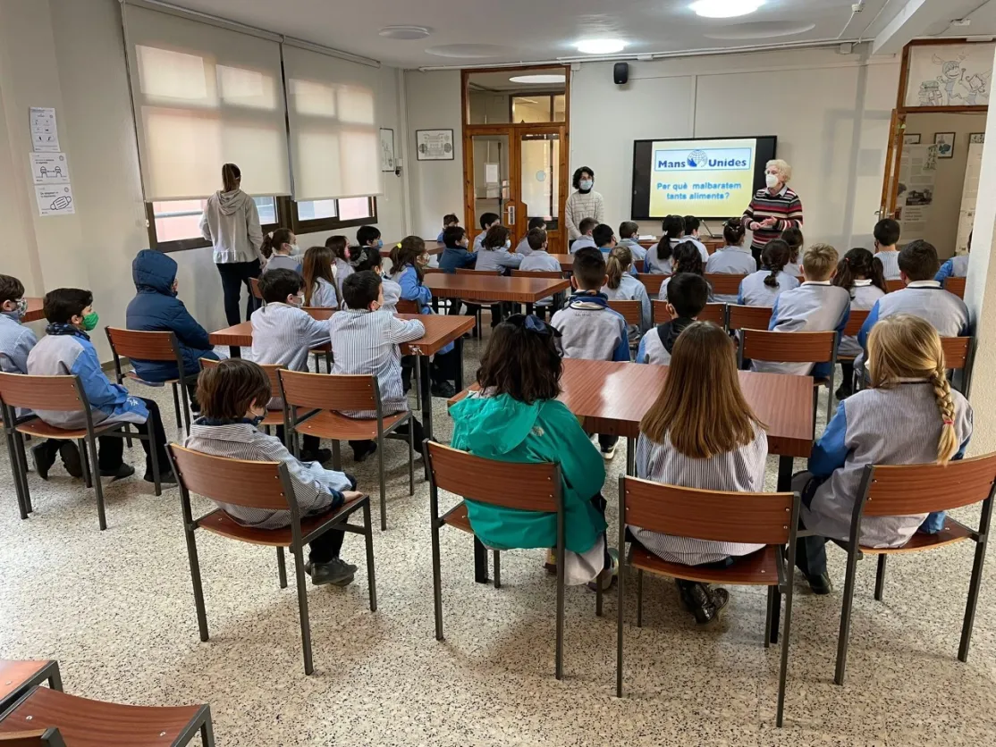 Charla en Colegio Mare Molas de Reus