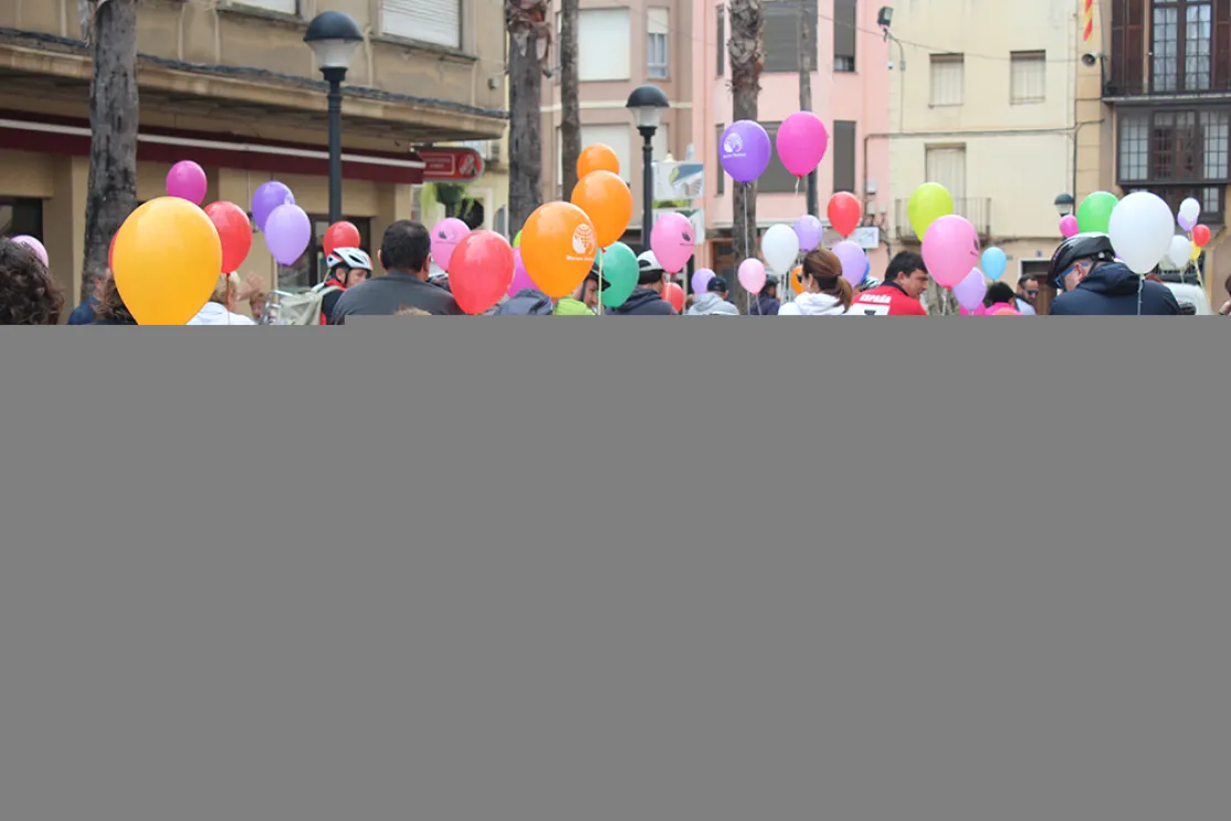 Momento de la salida de la XXVI Marcha Ciclista de la Solidaridad