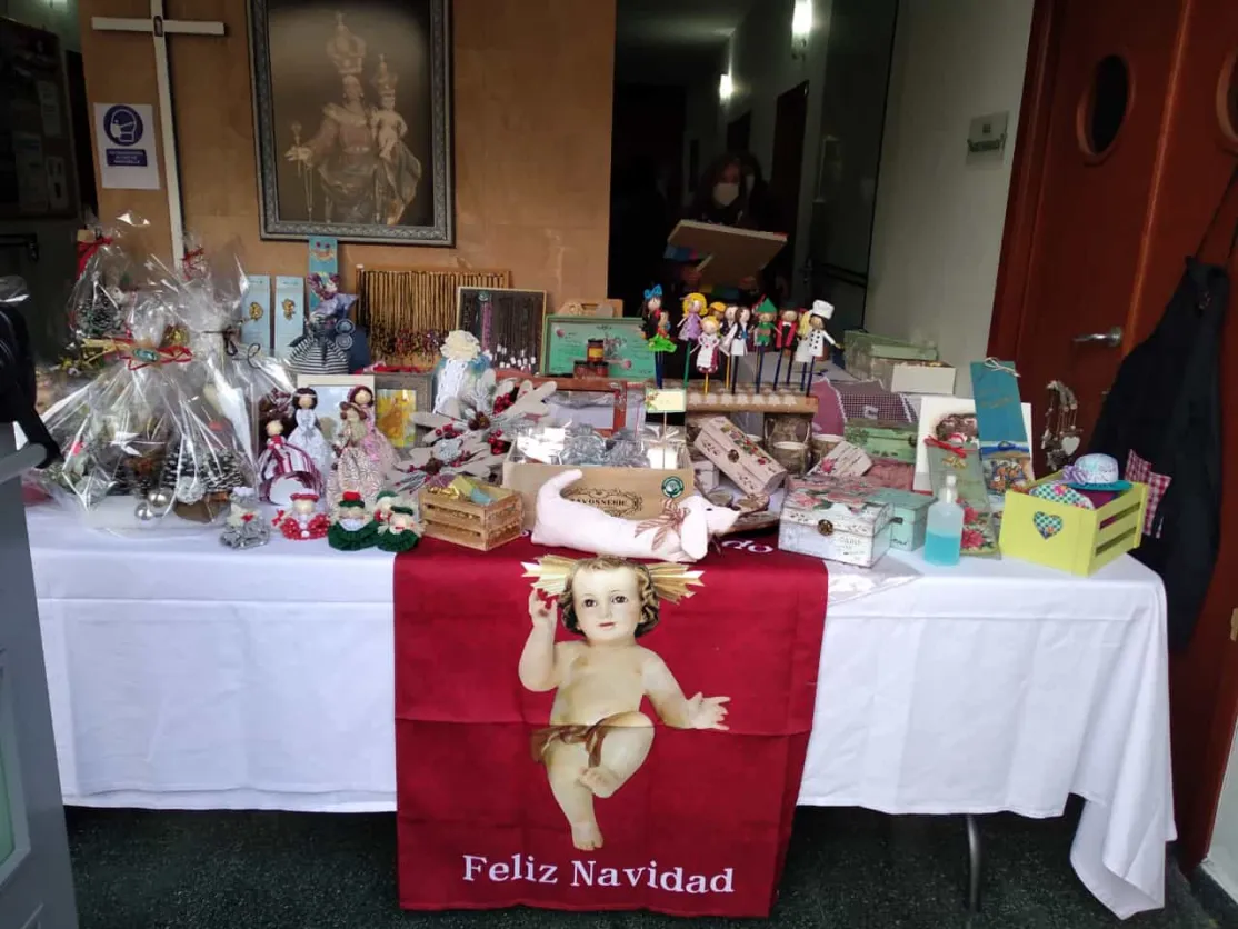 Mercadillo de Navidad Manos Unidas. Grupo de Santomera