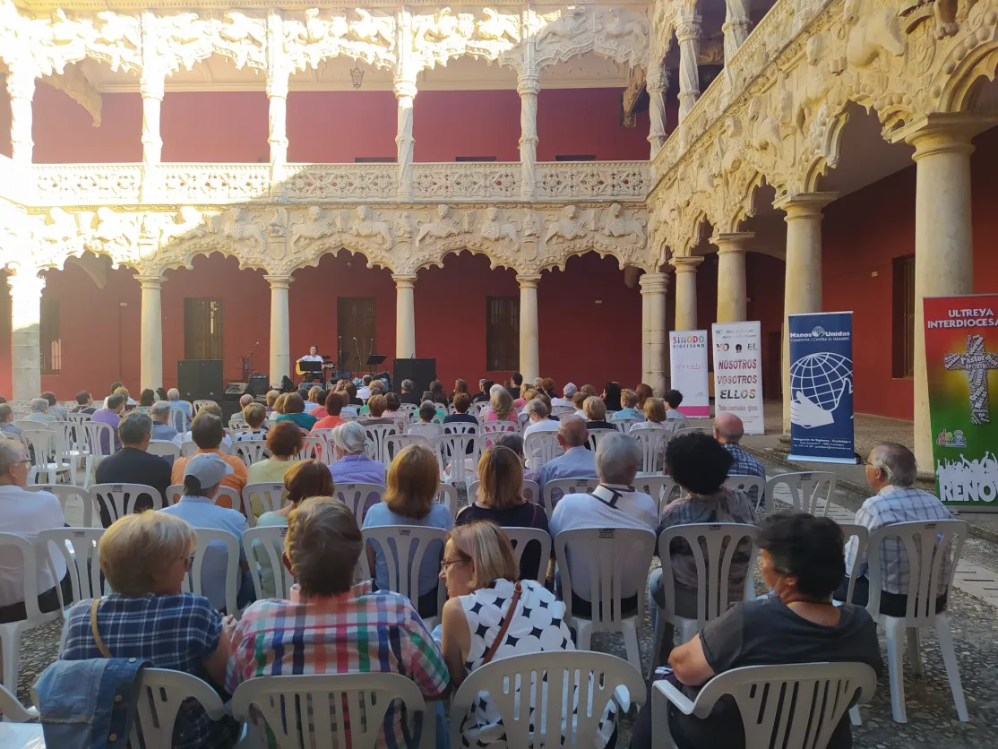 Concierto por la paz, patio de los leones, Palacio del Infantado