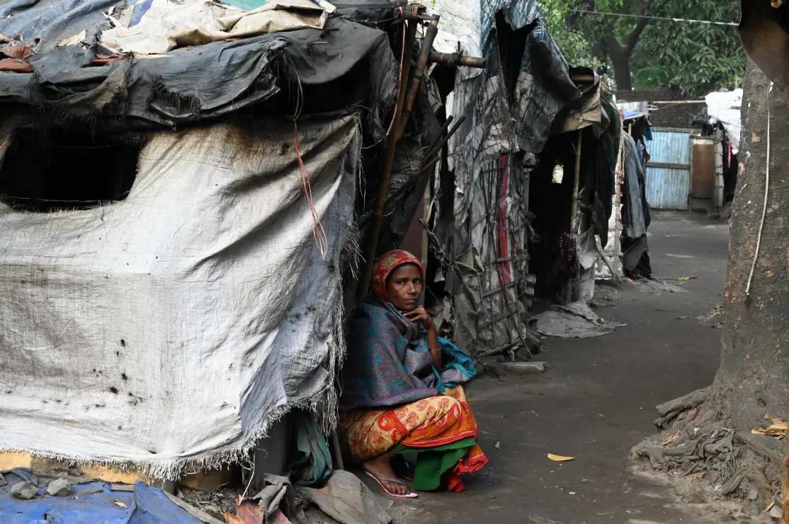 Mujer en un slum