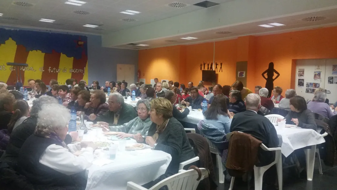 Cena solidaria en Mont-roig del Camp