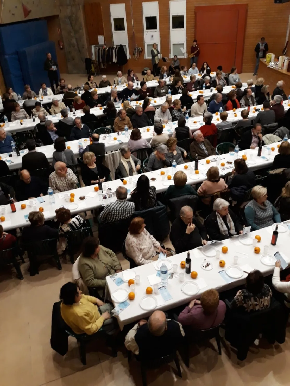 Cena solidaria en La Lira del Vendrell