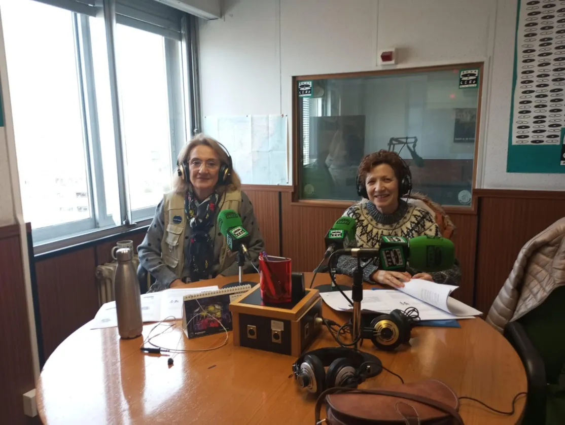 Mª.José Hernando y Elena Garvía en Onda Cero.