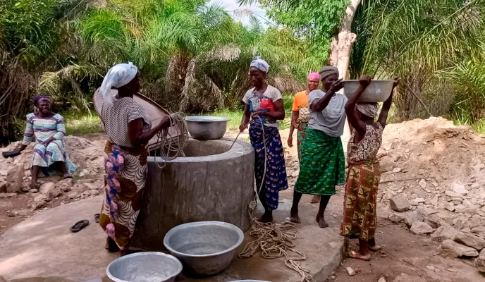 Acceso al agua potable y al saneamiento en Togo