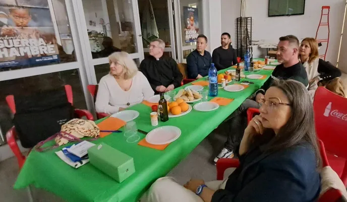 cena del hambre en Foyos Manos Unidas Valencia