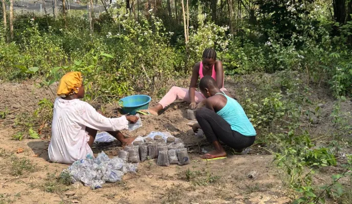 Jovenes adictas al Kush en Sierra Leona. Foto: Cáritas Freetown