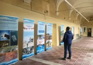 Exposición "L'aigua és essencial per a la vida"