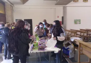 Bombones solidarios en la Parroquia Nuestra Sra. del Pilar de Echavacoiz de Pamplona