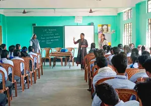 Promoción del acceso escolar a secundaria de la comunidad tribal de Borkola