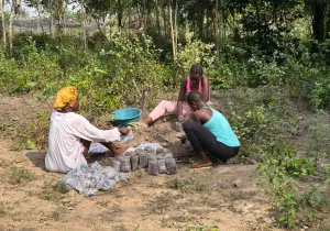Jovenes adictas al Kush en Sierra Leona. Foto: Cáritas Freetown