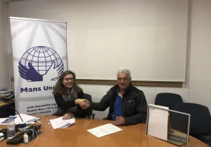 Firma convenio de colaboración de Blavis Mec 2014, SL con Mans Unides