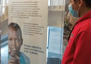 Los alumnos interesados en la exposición